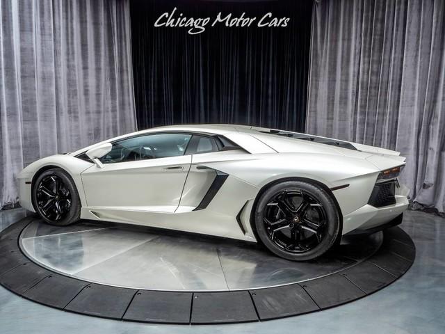 Used-2013-Lamborghini-Aventador-LP700-4-Coupe-MSRP-424215