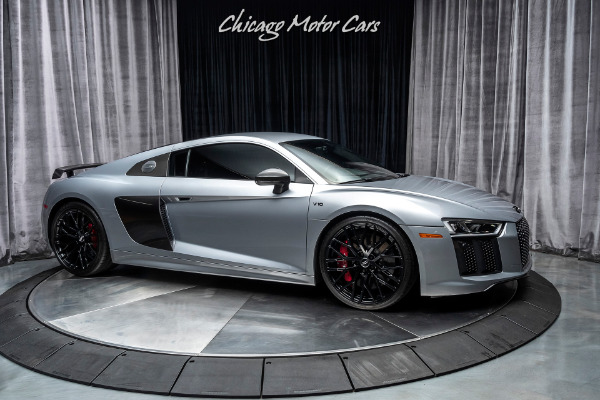 Used 2017 Audi R8 Coupe V10 plus Carbon Fiber! Audi Care! Black Factory Wheels! for sale Sold at Chicago Motor Cars in West Chicago IL 60185 6