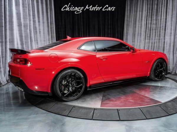 Used 2014 Chevrolet Camaro Z/28 *ONLY 1K MILES!* for sale Sold at Chicago Motor Cars in West Chicago IL 60185 6