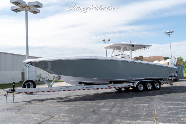 Used 2018 Fountain 38CC LS LS for sale Sold at Chicago Motor Cars in West Chicago IL 60185 4