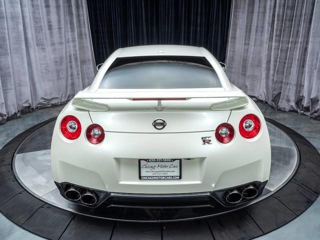 Used-2013-Nissan-GT-R-Premium-1350-hp-at-the-wheels