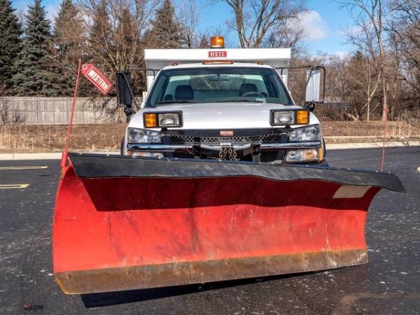 Used-2004-Chevrolet-Silverado-3500-4X4-Dump-TRUCK-PLOW---SALTER