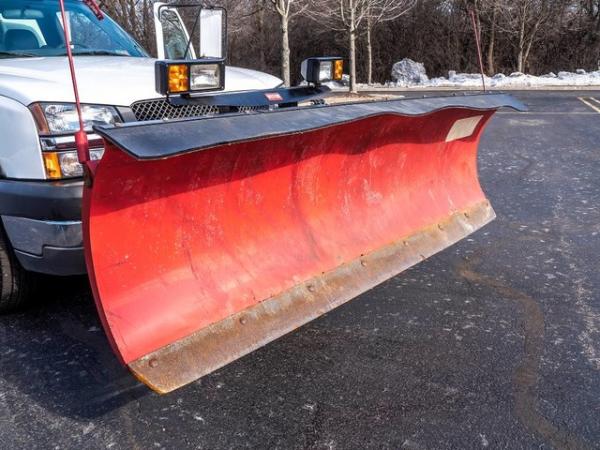 Used-2004-Chevrolet-Silverado-3500-4X4-Dump-TRUCK-PLOW---SALTER