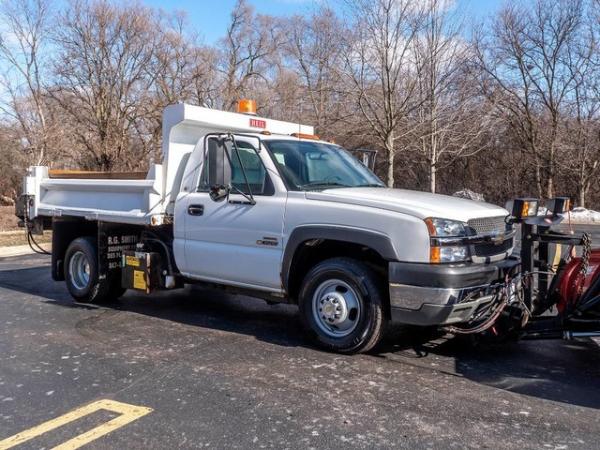 Used-2004-Chevrolet-Silverado-3500-4X4-Dump-TRUCK-PLOW---SALTER