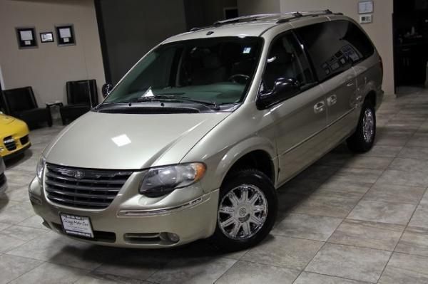 New-2006-Chrysler-Town---Country-LWB-Limited