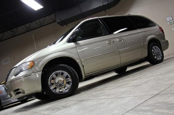 New-2006-Chrysler-Town---Country-LWB-Limited