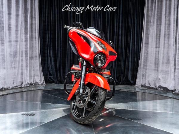 Used 2010 Harley-Davidson FLHX Street Glide Motorcycle **131 for sale Sold at Chicago Motor Cars in West Chicago IL 60185 2