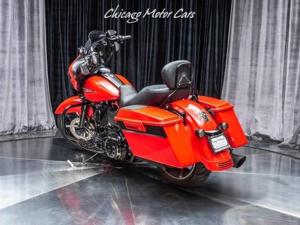 Used 2010 Harley-Davidson FLHX Street Glide Motorcycle **131 for sale Sold at Chicago Motor Cars in West Chicago IL 60185 5