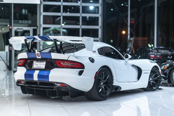 Used 2017 Dodge Viper ACR GTS-R Commemorative Edition 1of100 Made for sale Sold at Chicago Motor Cars in West Chicago IL 60185 3