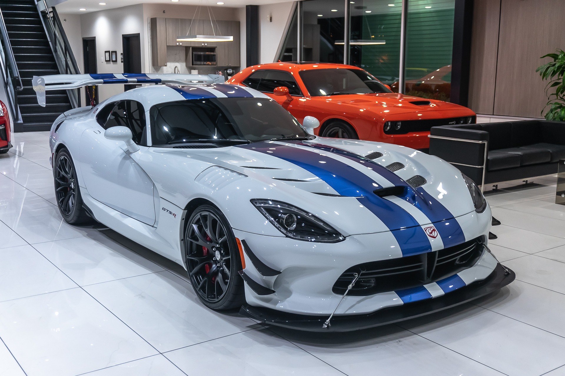 Used-2017-Dodge-Viper-ACR-GTS-R-Commemorative-Edition-1of100-Made