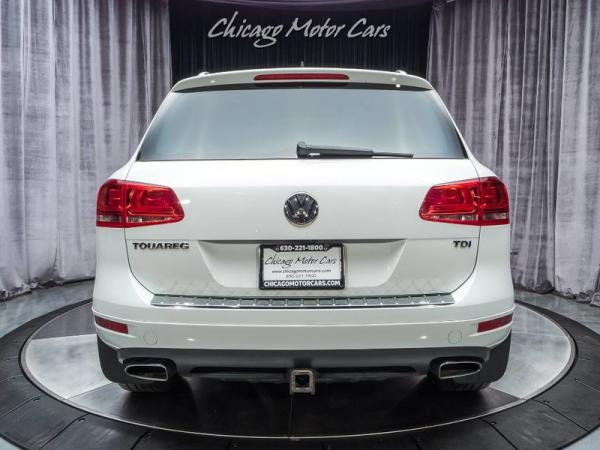 Used 2013 Volkswagen Touareg TDI Lux for sale Sold at Chicago Motor Cars in West Chicago IL 60185 4