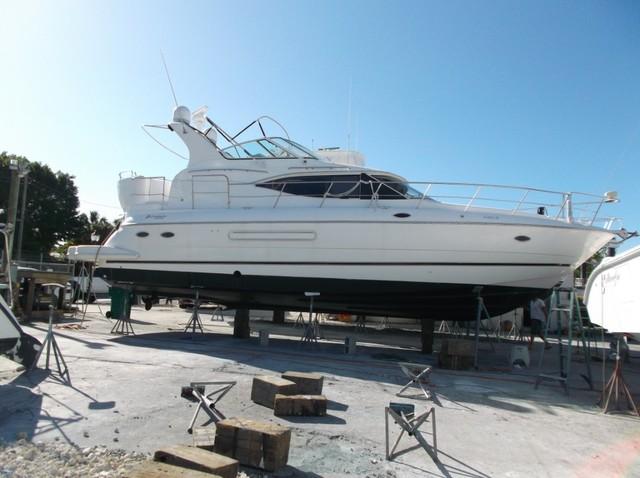 Used-2000-Cruisers-4450-Boat