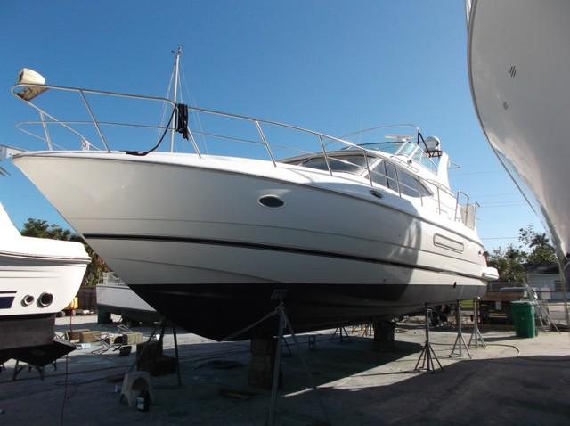 Used-2000-Cruisers-4450-Boat