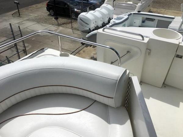 Used-2000-Cruisers-4450-Boat