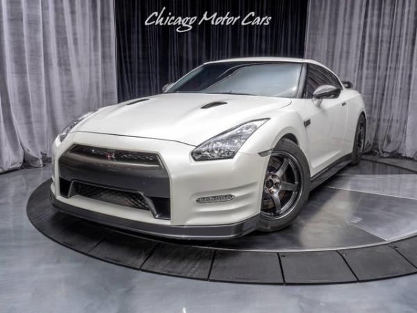 Used 2013 Nissan GT-R Black Edition Alpha 12 1300hp for sale Sold at Chicago Motor Cars in West Chicago IL 60185 2