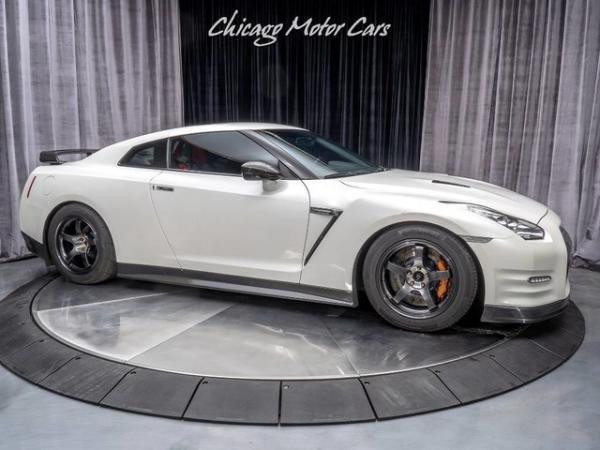 Used 2013 Nissan GT-R Black Edition Alpha 12 1300hp for sale Sold at Chicago Motor Cars in West Chicago IL 60185 6