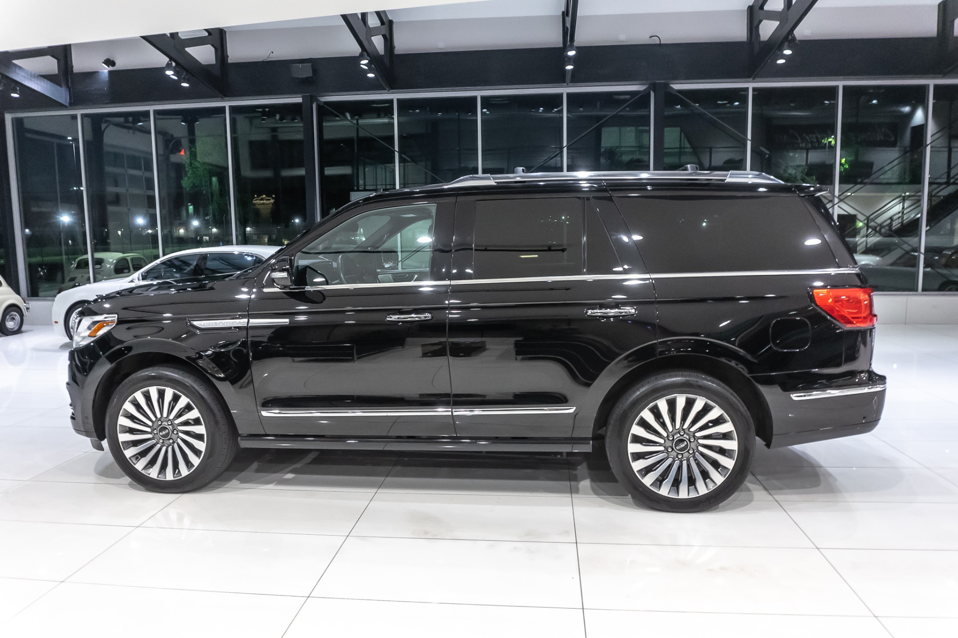 Used-2018-Lincoln-Navigator-Reserve-4WD-Tech-Package-91k-MSRP--LOADED