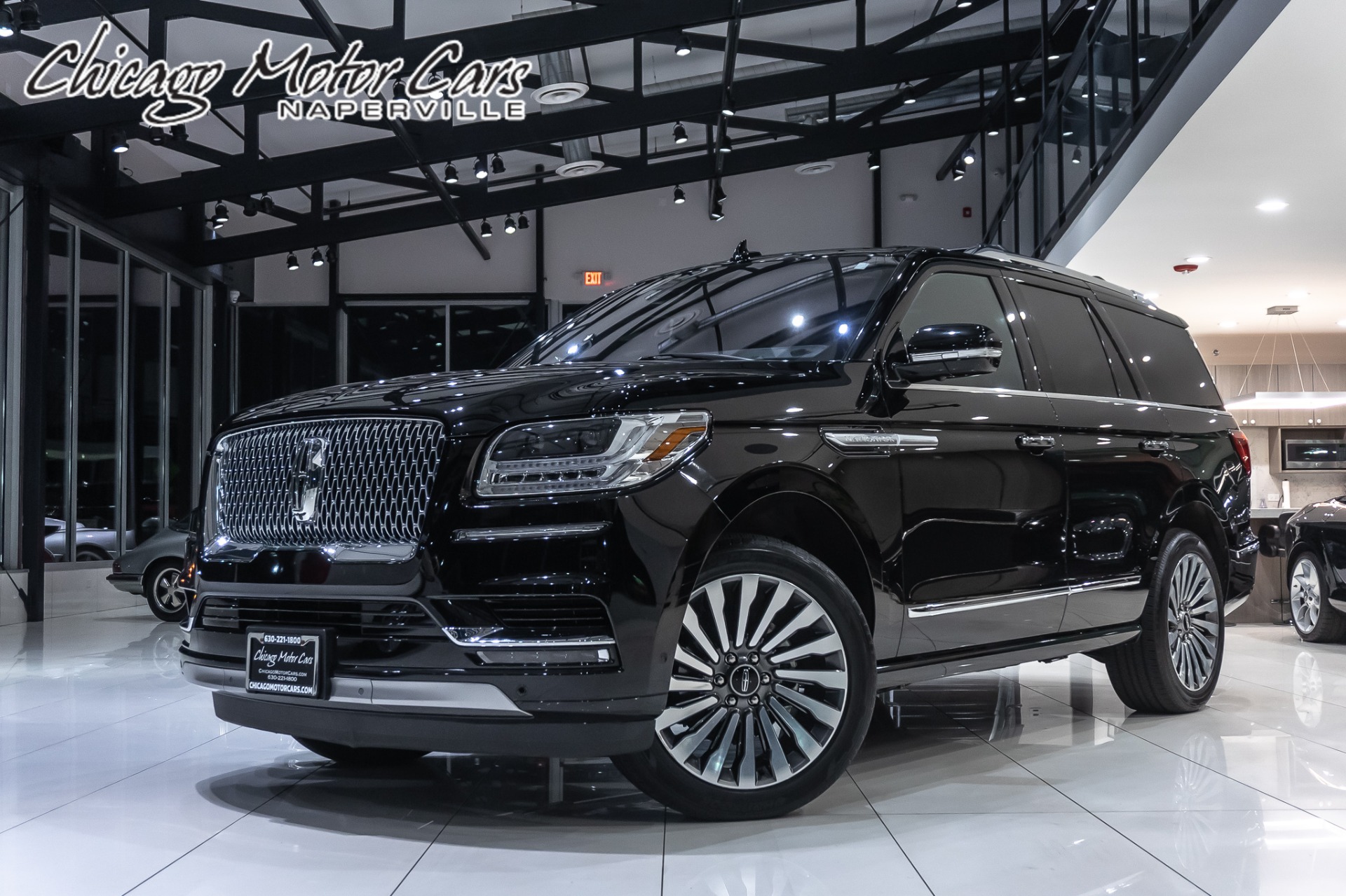 Used 2018 Lincoln Navigator Reserve 4WD Tech Package $91k+ MSRP  LOADED for sale Sold at Chicago Motor Cars in West Chicago IL 60185 1