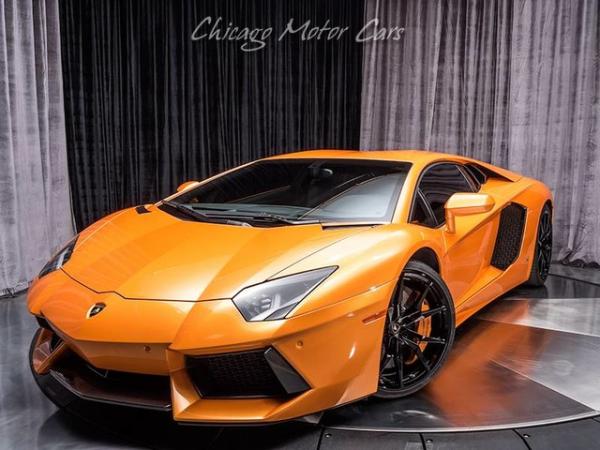 Used 2014 Lamborghini Aventador LP700-4 Coupe for sale Sold at Chicago Motor Cars in West Chicago IL 60185 4