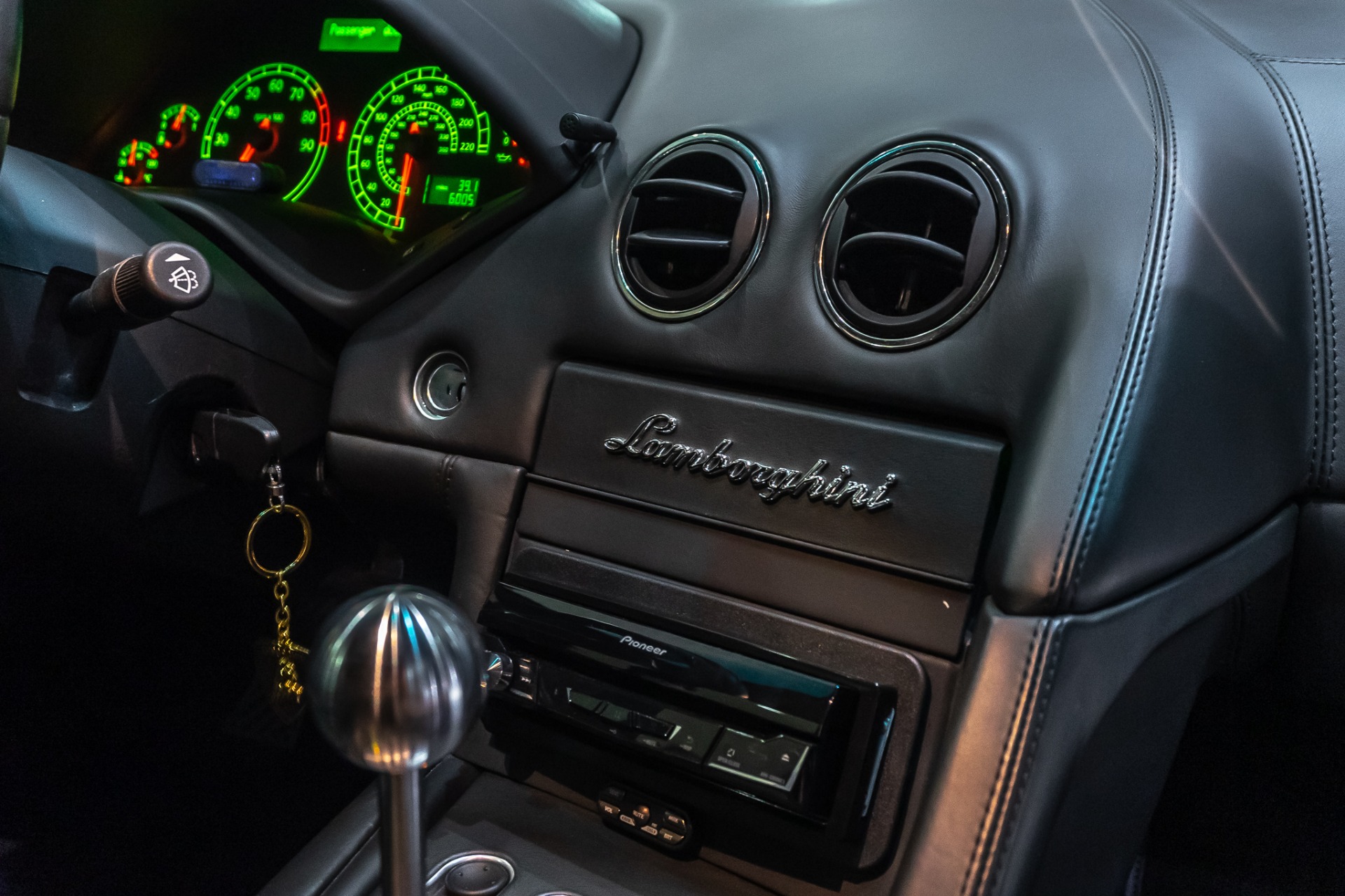 Used-2004-Lamborghini-Murcielago-Coupe-6-Speed-Manual