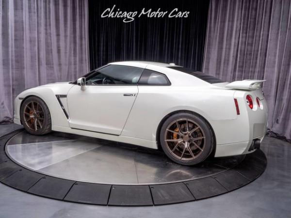 Used 2009 Nissan GT-R Premium *~1,250HP/1000TQ on E70* for sale Sold at Chicago Motor Cars in West Chicago IL 60185 3