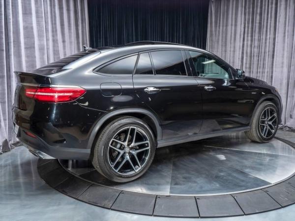 Used 2016 Mercedes-Benz GLE450 AMG 4 Matic SUV for sale Sold at Chicago Motor Cars in West Chicago IL 60185 6
