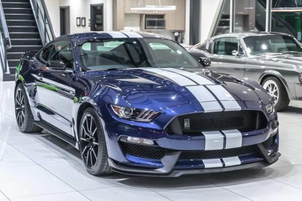 Used 2018 Ford Mustang Shelby GT350 **Only 368 Miles** for sale Sold at Chicago Motor Cars in West Chicago IL 60185 6