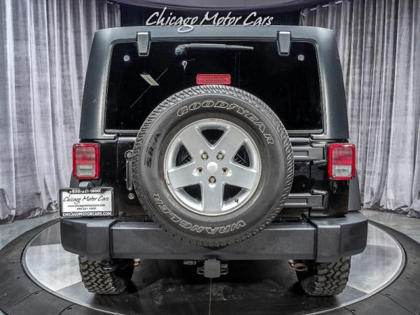 Used 2014 Jeep Wrangler Unlimited Sport 4x4 Hard Top for sale Sold at Chicago Motor Cars in West Chicago IL 60185 4
