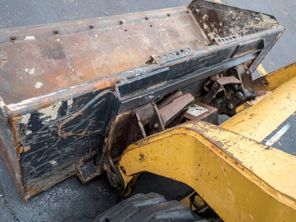 Used-2007-Caterpillar-262B-Skid-Steer-Loader