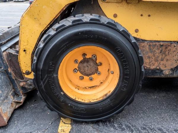 Used-2007-Caterpillar-262B-Skid-Steer-Loader