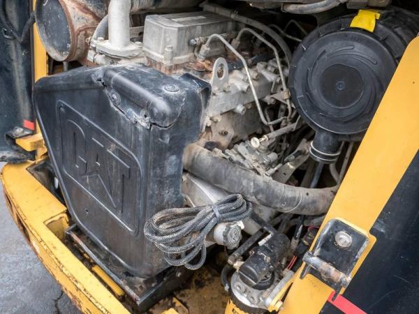 Used-2007-Caterpillar-262B-Skid-Steer-Loader