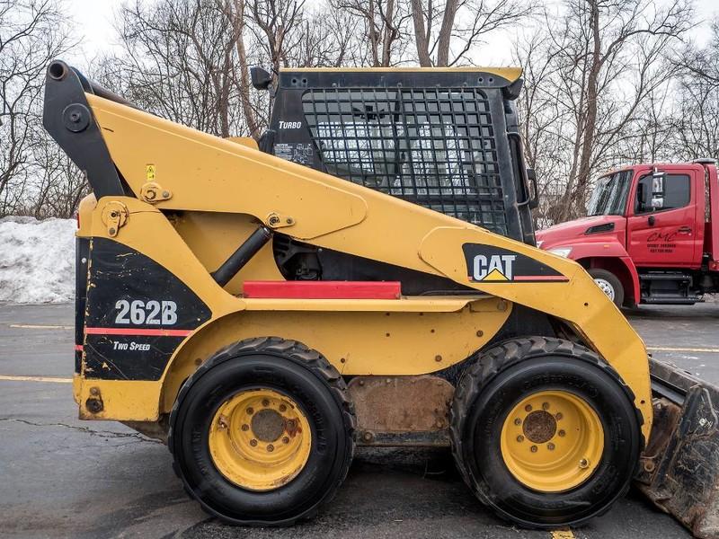 Used-2007-Caterpillar-262B-Skid-Steer-Loader