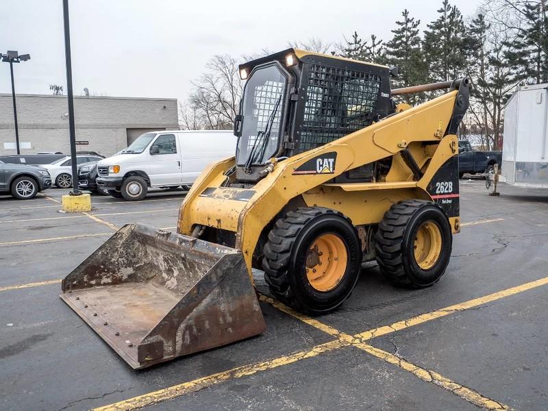 Used-2007-Caterpillar-262B-Skid-Steer-Loader