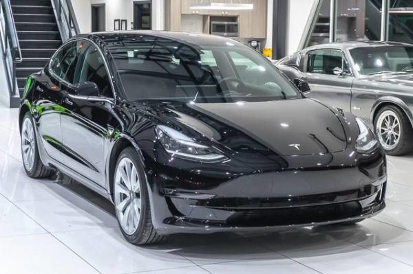 Used 2018 Tesla Model 3 Long Range AWD for sale Sold at Chicago Motor Cars in West Chicago IL 60185 6