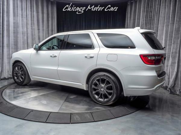 Used 2018 Dodge Durango R/T HEMI AWD SUV for sale Sold at Chicago Motor Cars in West Chicago IL 60185 3