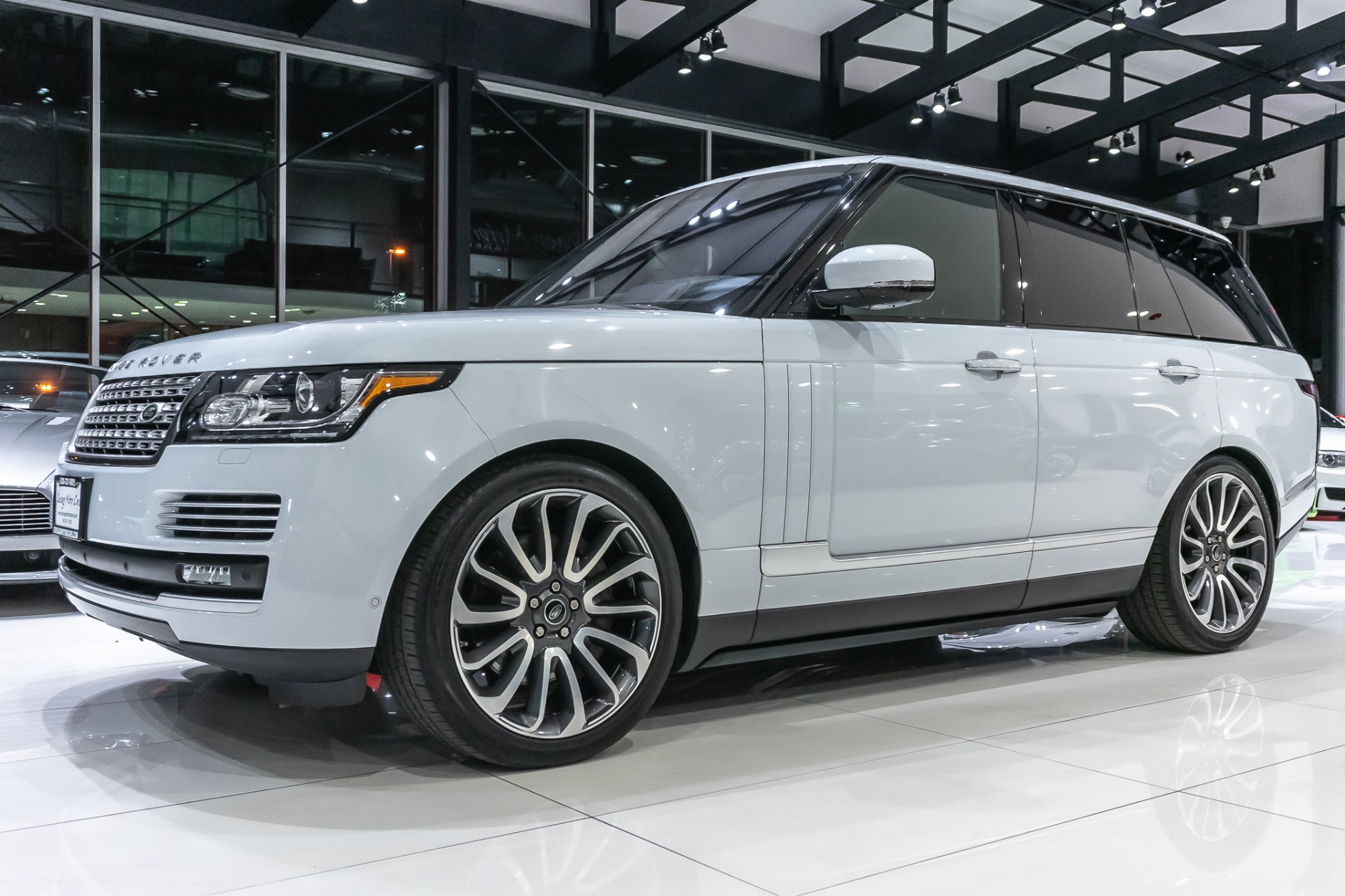 Used-2017-Land-Rover-Range-Rover-Autobiography-SUV-MSRP-144646