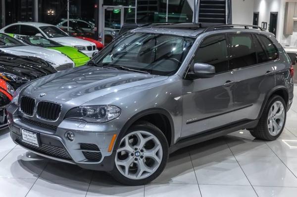 Used 2013 BMW X5 xDrive35i Sport Activity **3rd Row** for sale Sold at Chicago Motor Cars in West Chicago IL 60185 2