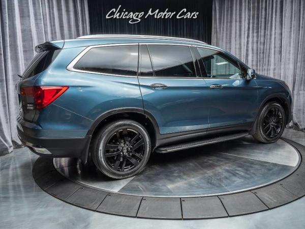 Used 2016 Honda Pilot Elite for sale Sold at Chicago Motor Cars in West Chicago IL 60185 5