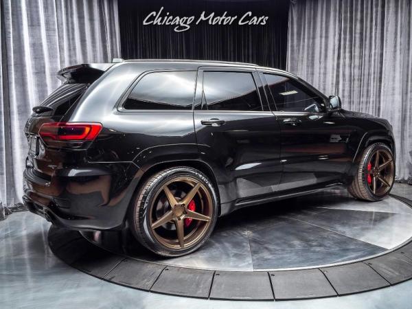 Used 2015 Jeep Grand Cherokee SRT for sale Sold at Chicago Motor Cars in West Chicago IL 60185 5