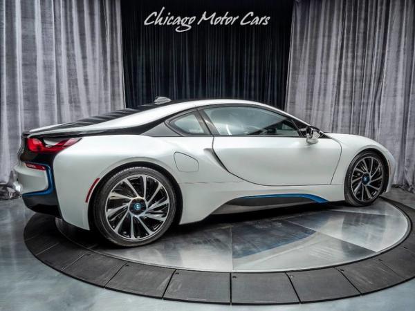 Used-2016-BMW-i8-Tera-World-Coupe