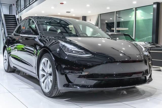 Used-2018-Tesla-Model-3-Long-Range-AWD