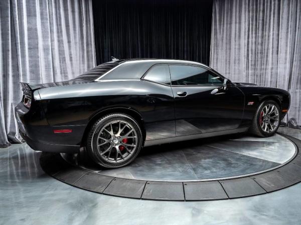 Used 2015 Dodge Challenger SRT 392 for sale Sold at Chicago Motor Cars in West Chicago IL 60185 5