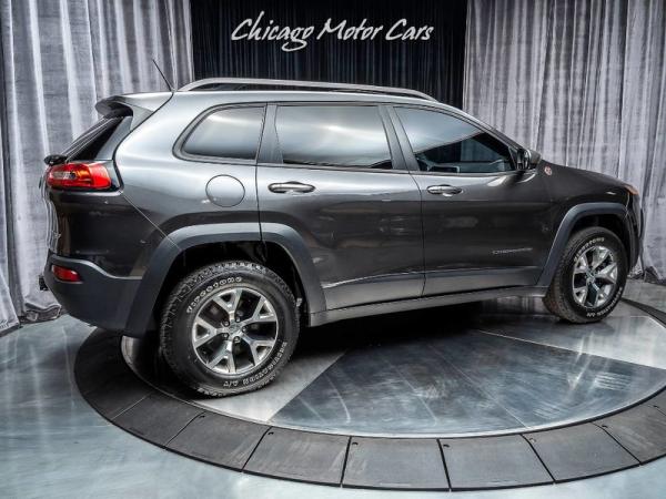 Used 2014 Jeep Cherokee Trailhawk for sale Sold at Chicago Motor Cars in West Chicago IL 60185 5