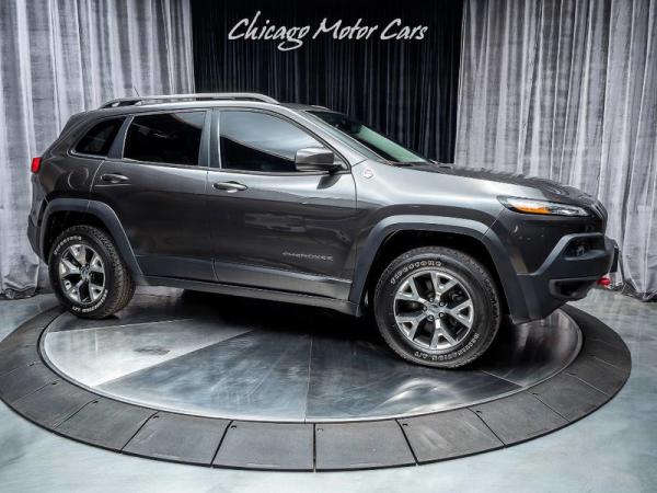 Used 2014 Jeep Cherokee Trailhawk for sale Sold at Chicago Motor Cars in West Chicago IL 60185 6