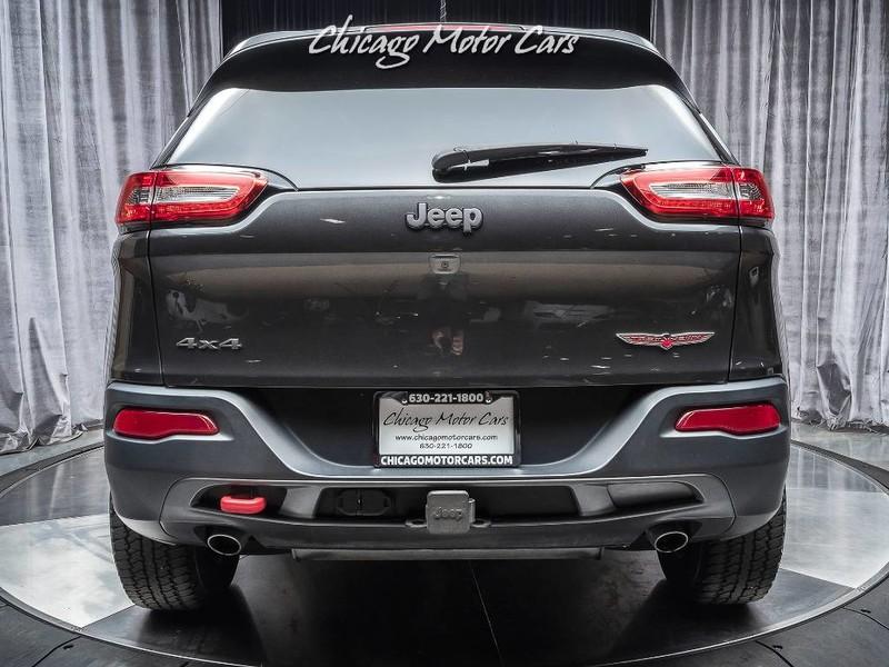 Used-2014-Jeep-Cherokee-Trailhawk