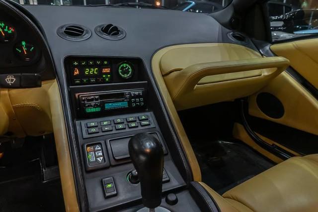 Used-1994-Lamborghini-Diablo-VT-Coupe-COLLECTORS-CAR