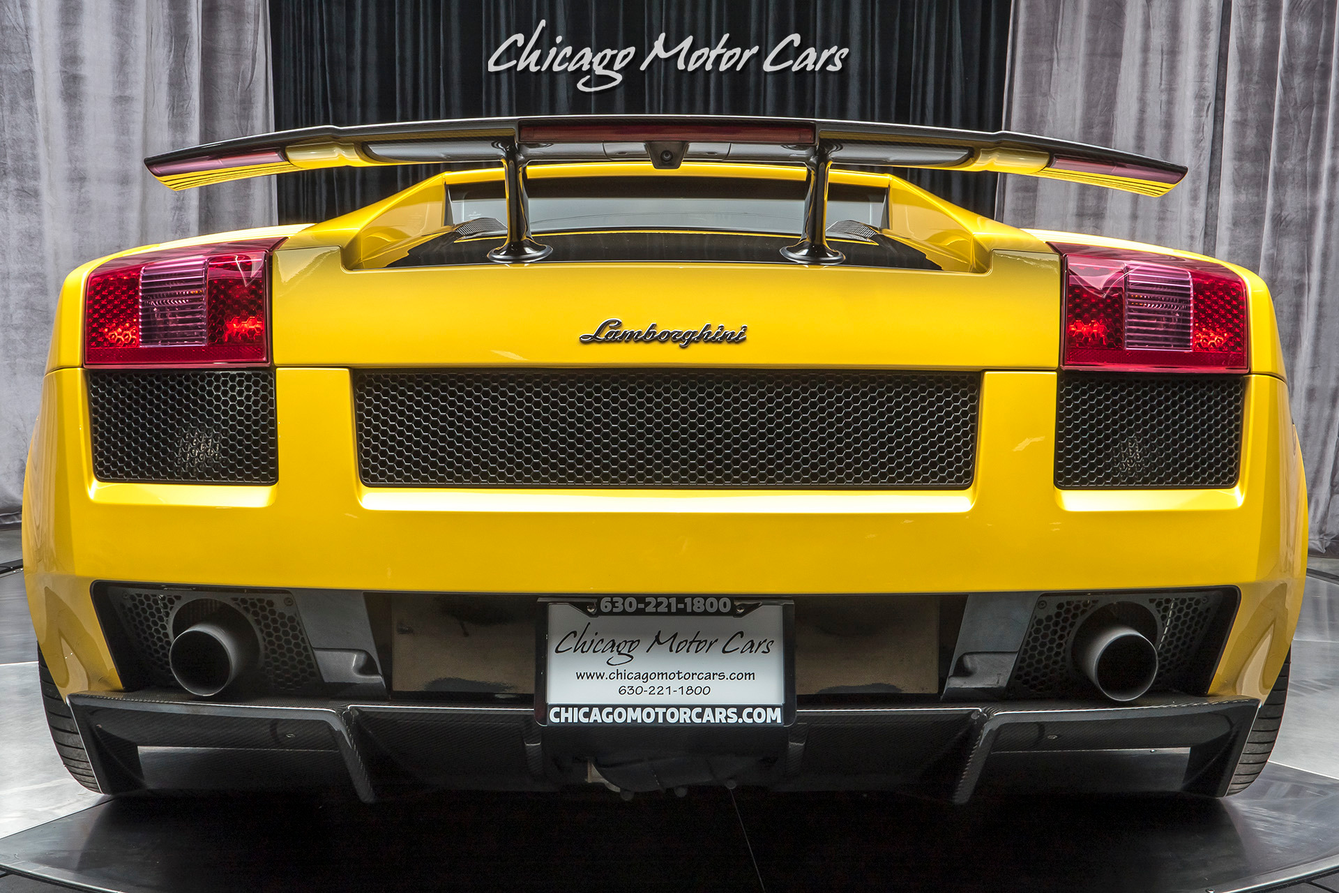 Used-2008-Lamborghini-Gallardo-Superleggera-Coupe-RARE-SUPERLEGGERA-WING-CARBON-FIBER-INTERIOR