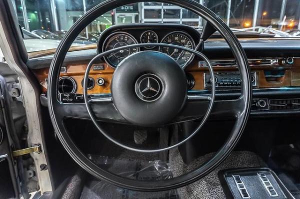 Used-1972-Mercedes-Benz-280-SE