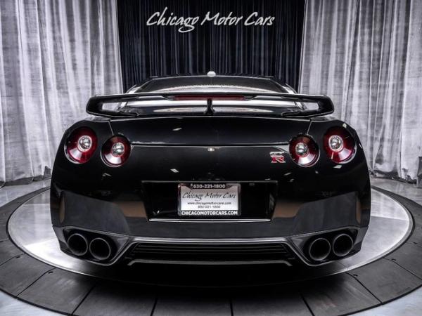 Used 2013 Nissan GT-R Premium for sale Sold at Chicago Motor Cars in West Chicago IL 60185 4