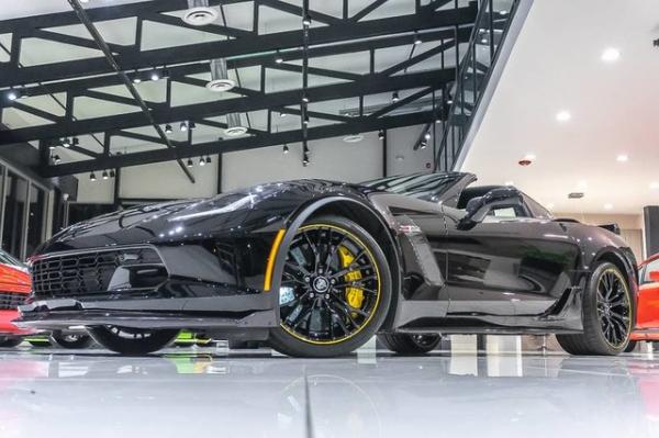 Used 2016 Chevrolet Corvette Z06 C7R Special Edition 3LZ Coupe **ONLY 3K MILES** for sale Sold at Chicago Motor Cars in West Chicago IL 60185 4